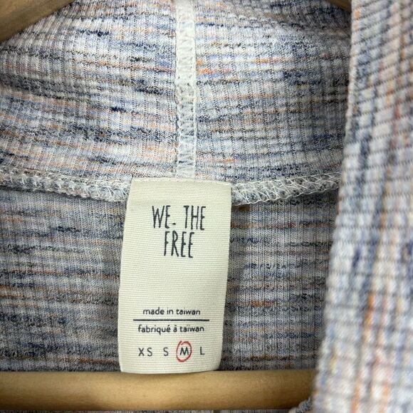 We The Free People Tunic Top Size Medium Stonecold Ribbed Split Back Turtleneck - Picture 3 of 8